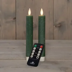 Anna's Collection LED dinerkaarsen - 2x st - jade groen - 18 cm