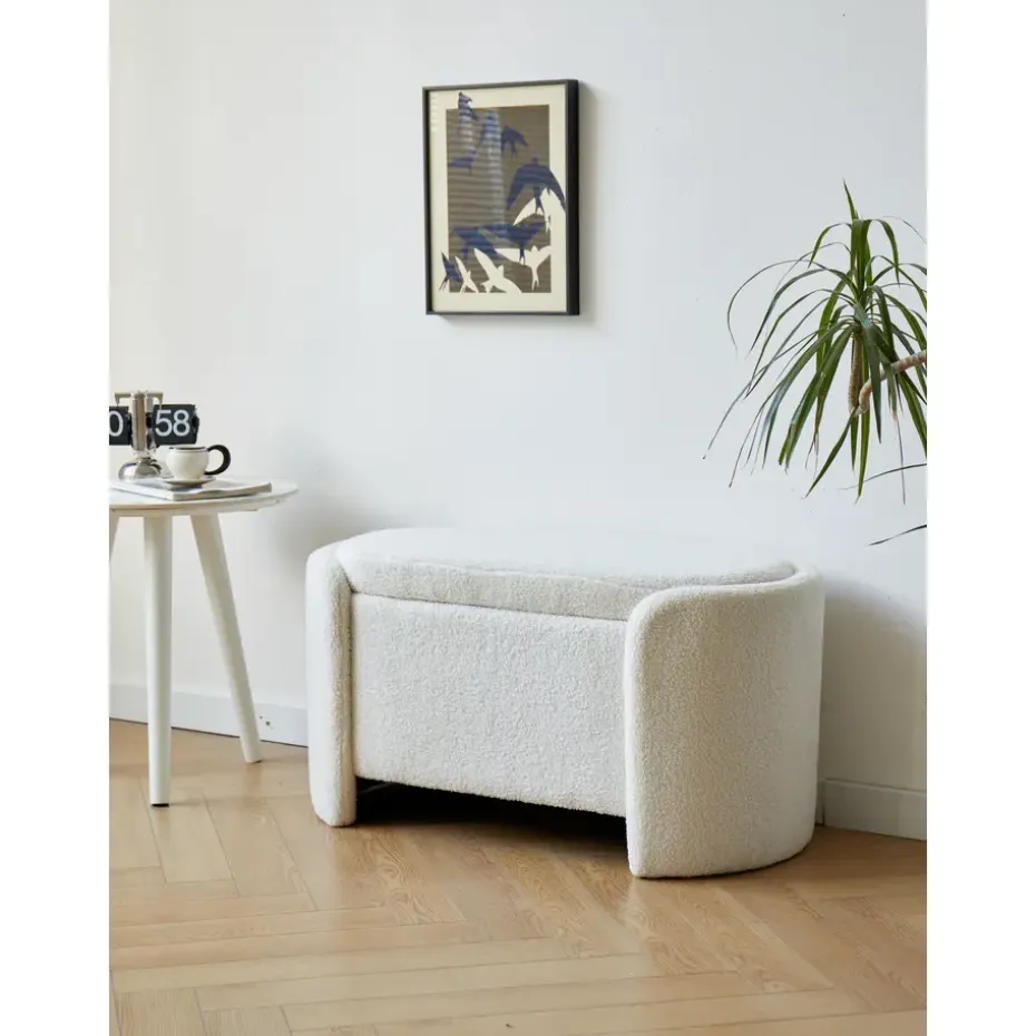 Bank met opbergruimte in witte lussen
