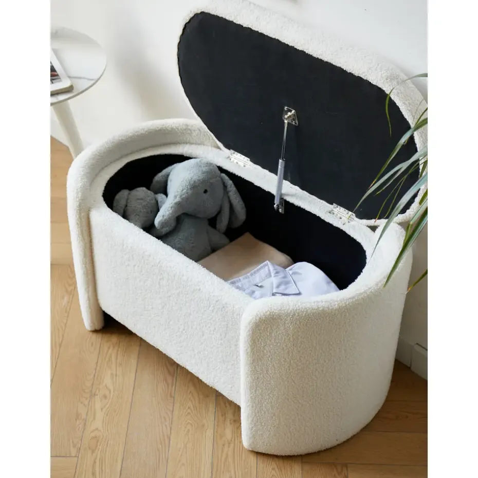 Bank met opbergruimte in witte lussen