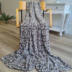 Bellatio design Plaid fleece deken - luipaard print - 120 x 160cm