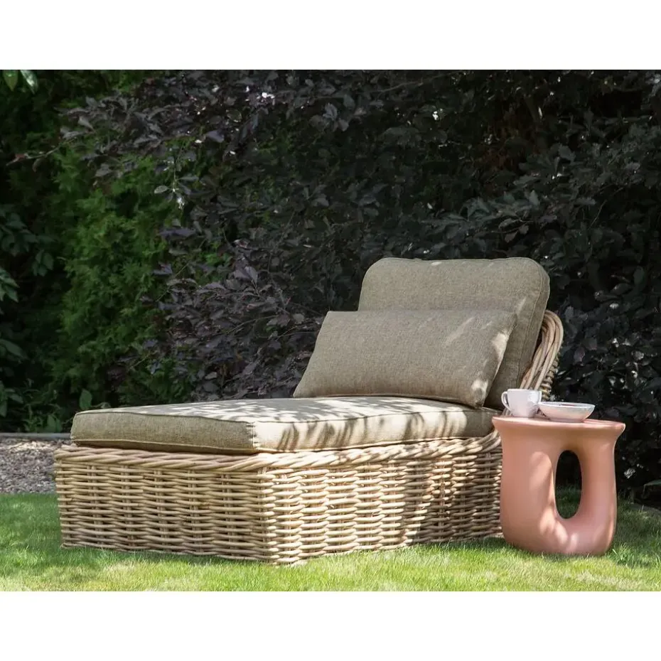 BELSITO - Ligstoel - Taupe - Rotan