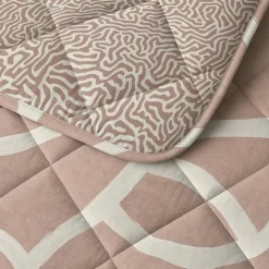 Dekbed zonder Overtrek Shapes 240x220 – Zacht & Wasbaar – Incl. 2 Kussenslopen