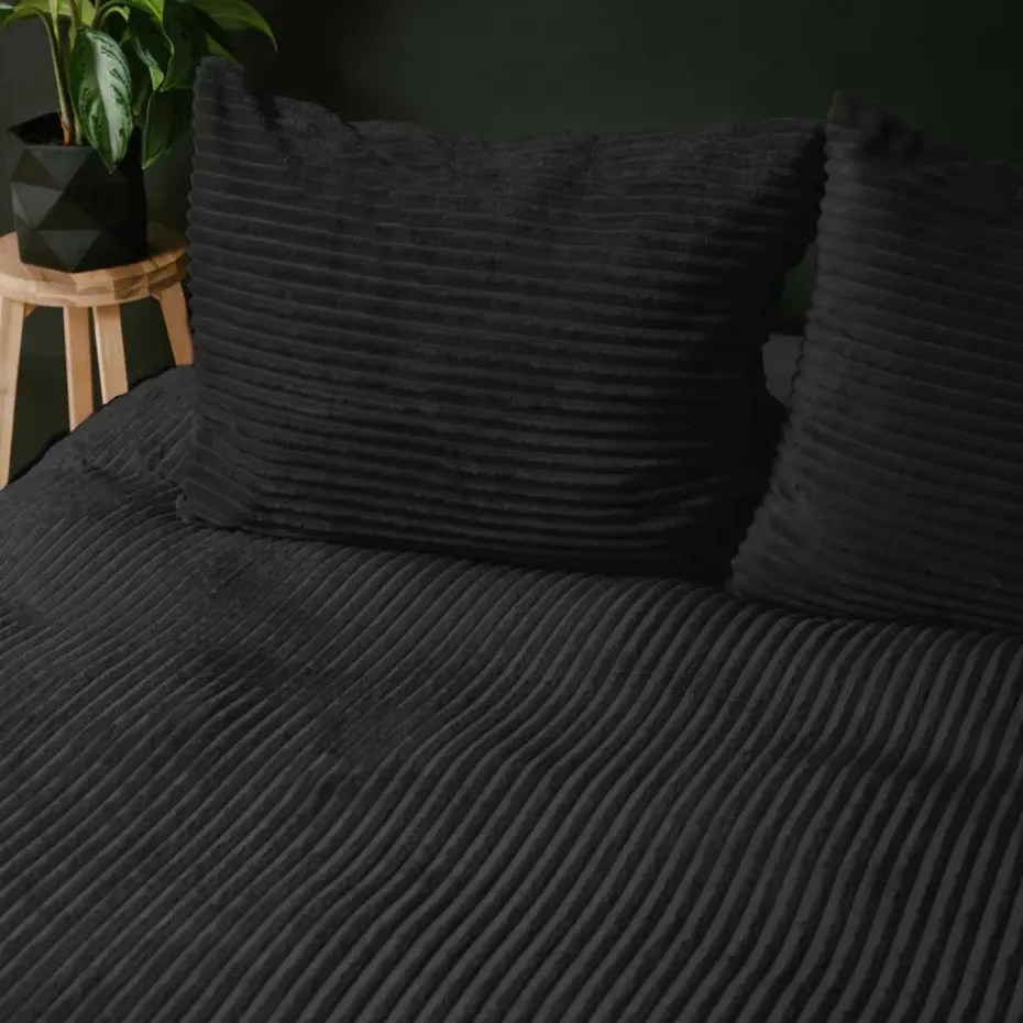Dekbedovertrek Teddy Rib 240x220 – Fluweelzacht & Knus Design - Zwart