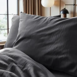Dekbedovertrek Velvet Cartier 240x220 – Fluweelzacht Uni Design – Antraciet