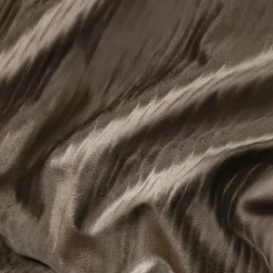 Dekbedovertrek Velvet Cartier 240x220 – Fluweelzacht Uni Design – Taupe