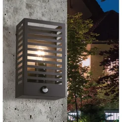 EGLOAlamonte3WandlampBuiten-E27-29,5cm-Sensor-Zwart