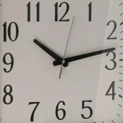 Gerimport Wandklok - vierkant - zilver - 29 cm