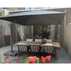 GI Margriet black /Noah tuinset -7-delig