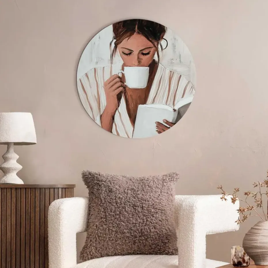 Glasschilderij Ochtendkoffie met een Boek II - Ø 50cm - Beige