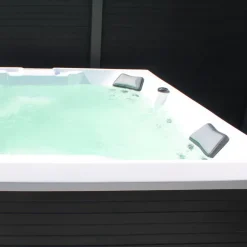 HOME DELUXE Outdoor Whirlpool STREAM BIG Met trap en thermische afdekking