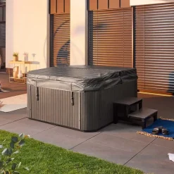 HOME DELUXE Whirlpool buiten SEA STAR Met treden en thermische afdekking