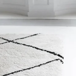 Interieur05 berber vloerkleed Nea wit/zwart - 330 x 240 cm