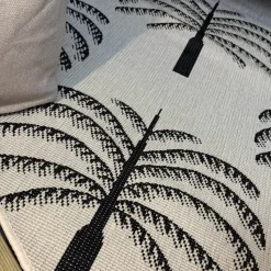 Interieur05 rond buitenkleed zwart/wit Oase - 240 x 240 cm