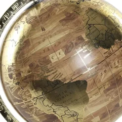 Items Deco Wereldbol/globe op voet - kunststof - goud - 20 x 28 cm