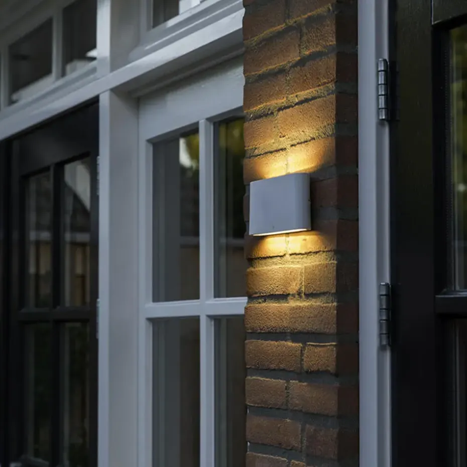 Qazqa wandlampen buiten batt wit geïntegreerde led