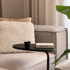 QUVIO Bijzettafel ovaal - 30 x 45 x 60 cm - Zwart