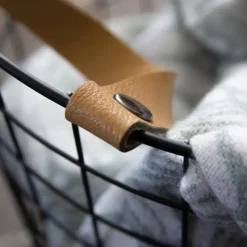 QUVIO Opbergmand metaal groot - Zwart