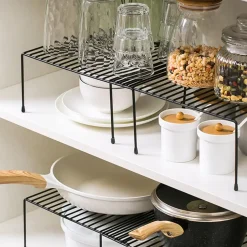 QUVIO Uitschuifbaar keukenkast organizer - Metaal - Zwart