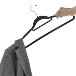 Set van 50 kleerhangers - Fluweel - Anti-slip - Kapstokken met Broeklat - Zwart