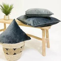 Sierkussen Finn - Charcoal Gray - 60x60 cm