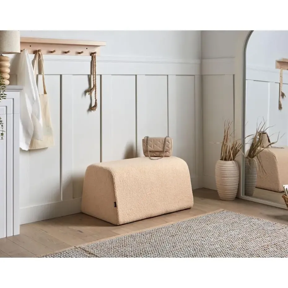 SINCLAIR - Poef - Beige - Bouclé