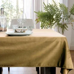 Unique Living - Tafelkleed Velours - 145x250cm - Gold