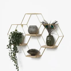 Vierdubbel zeshoekig metalen wandrek met 4 houten plankjes - 40,5x58 cm - Goud