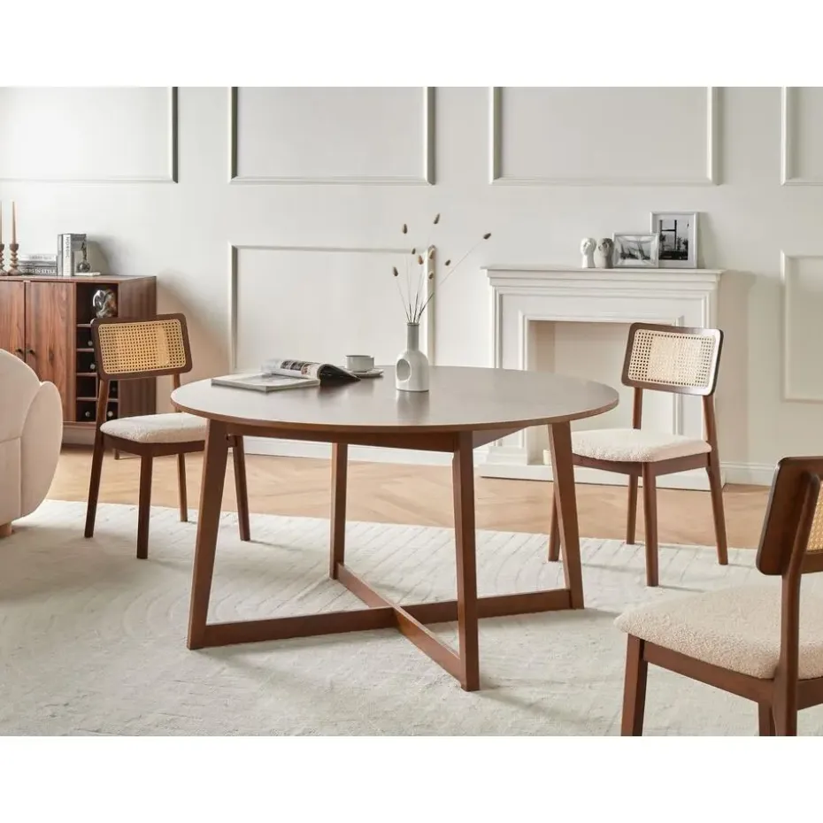 WAIPORI - Eettafel - Donkere houtkleur - 140 cm - MDF