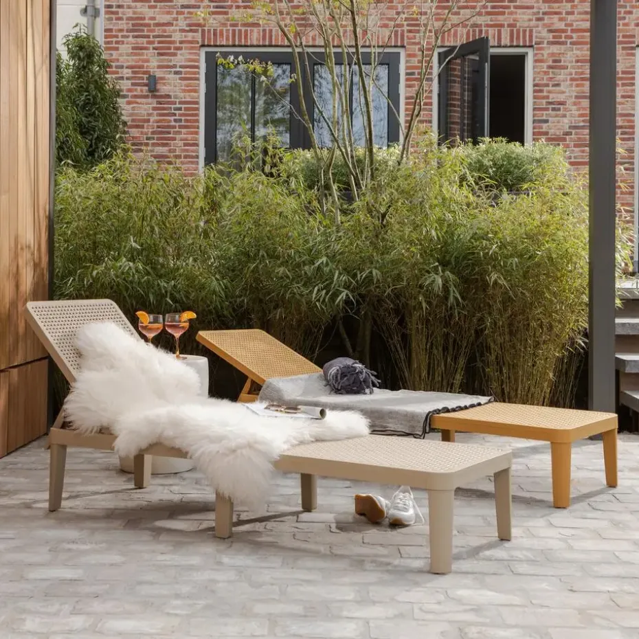 WOOOD Jinte Ligbed Tuin - Kunststof - Geel - 29x55x191