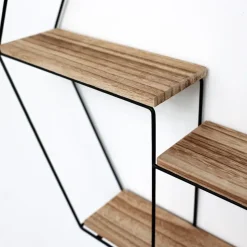 Zwart metalen wandrek met 3 houten plankjes - Zeshoek - 48x55x10 cm